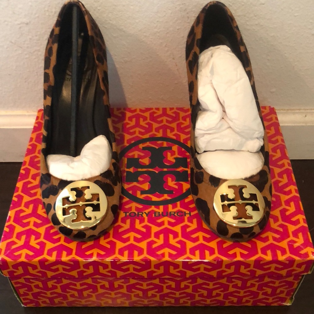 Tory Burch Sophie wedge leopard size 7